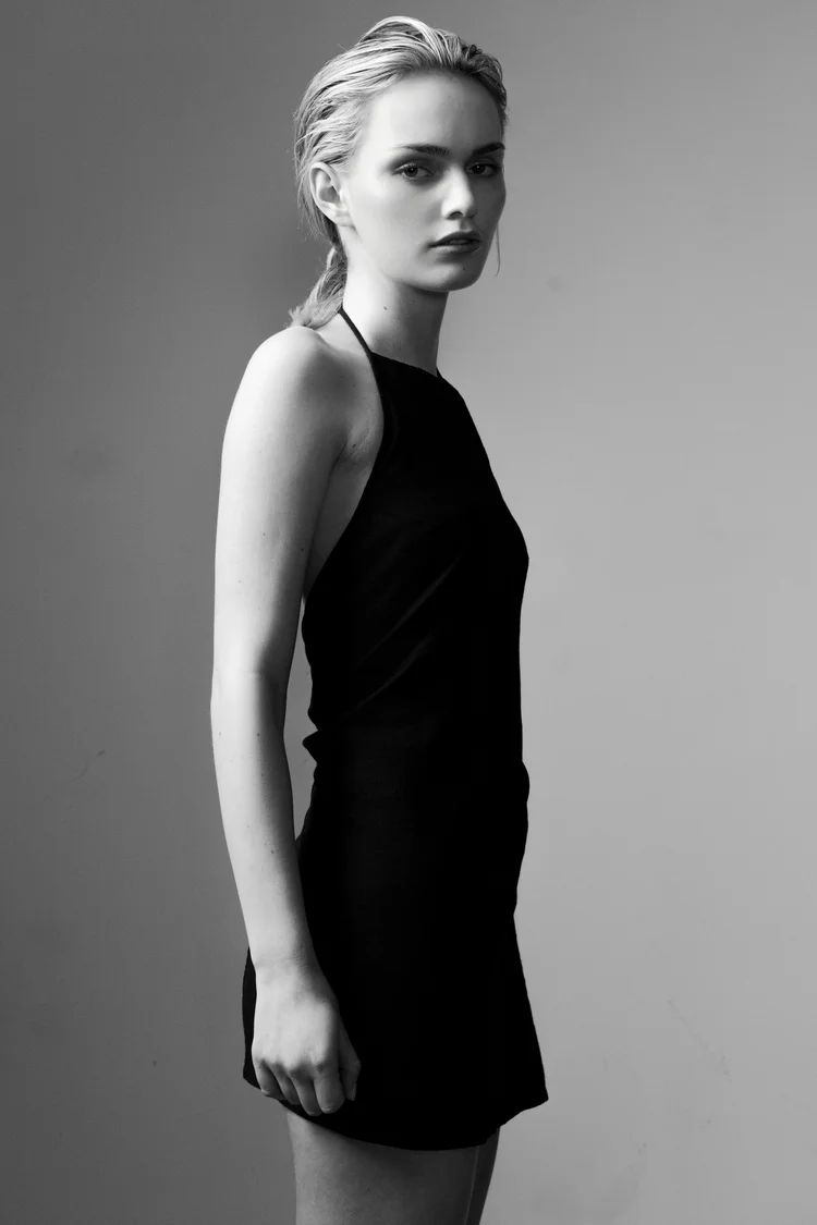 Ava — model represented by HUEMAN RESOURCES