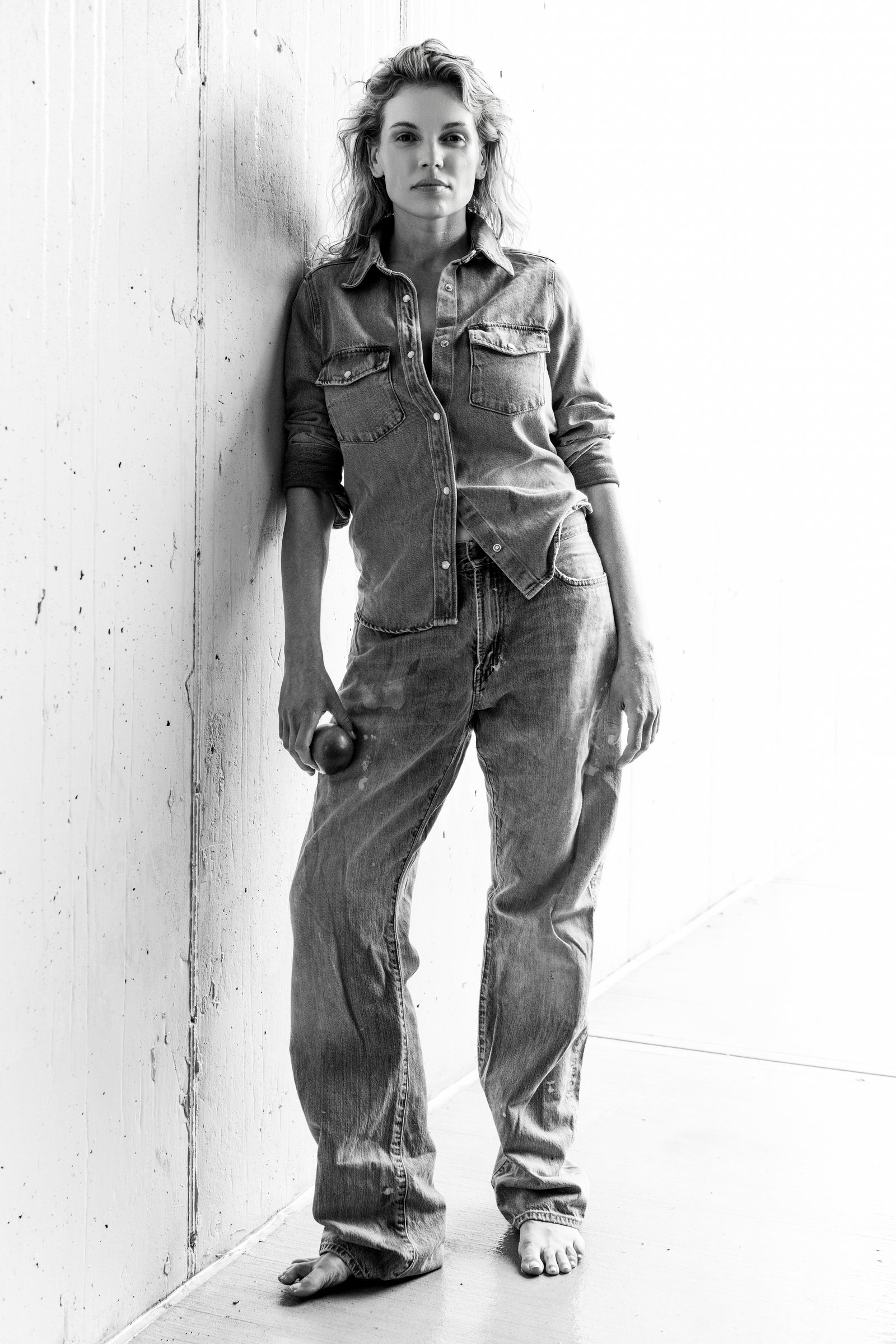Brittney, model represented by HUEMAN RESOURCES