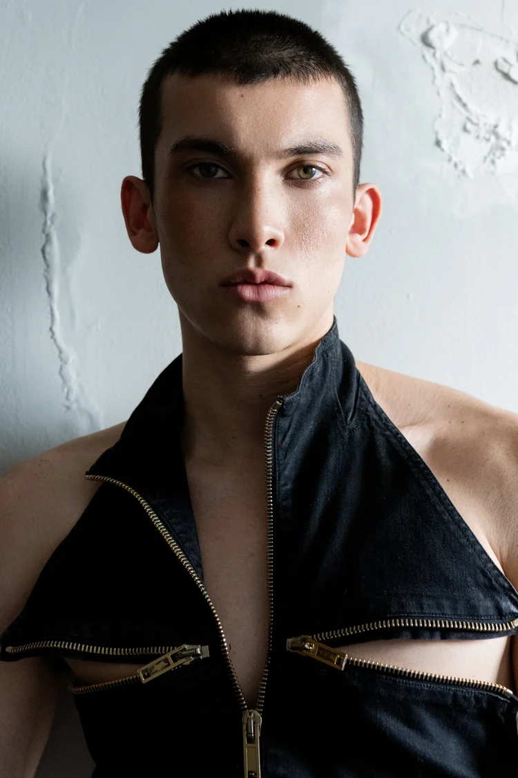 Ethan — model represented by HUEMAN RESOURCES