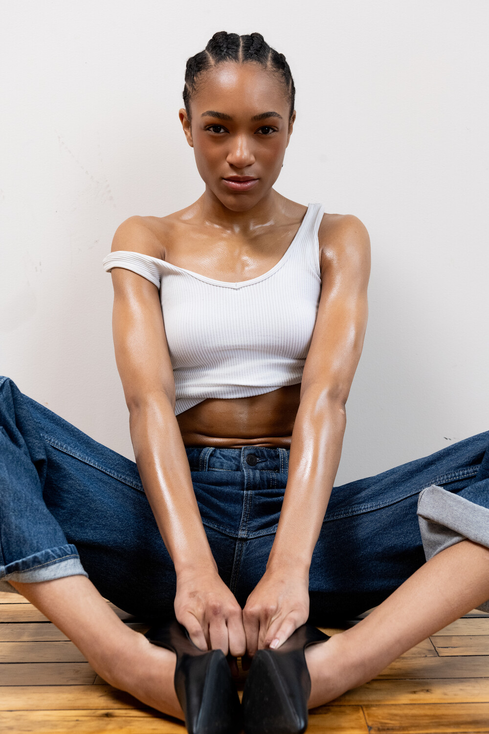 Michaeya — model represented by HUEMAN RESOURCES