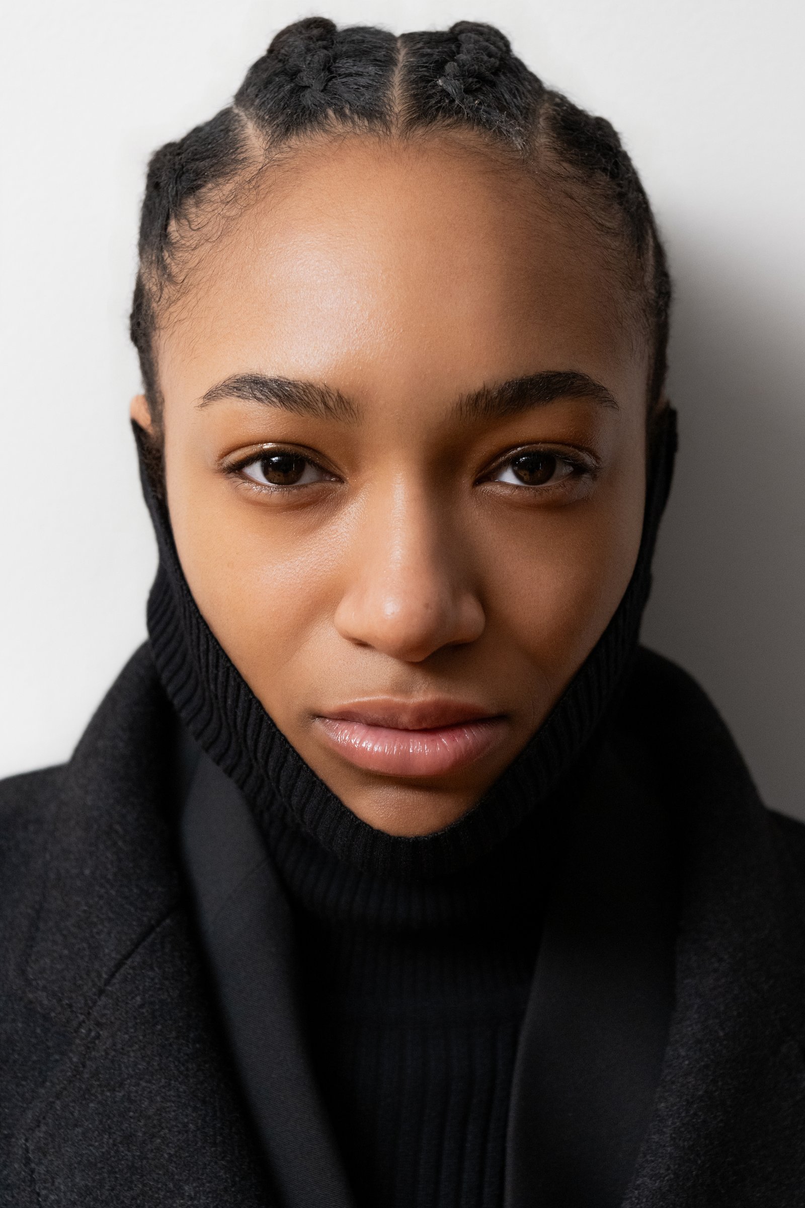 Michaeya, model represented by HUEMAN RESOURCES
