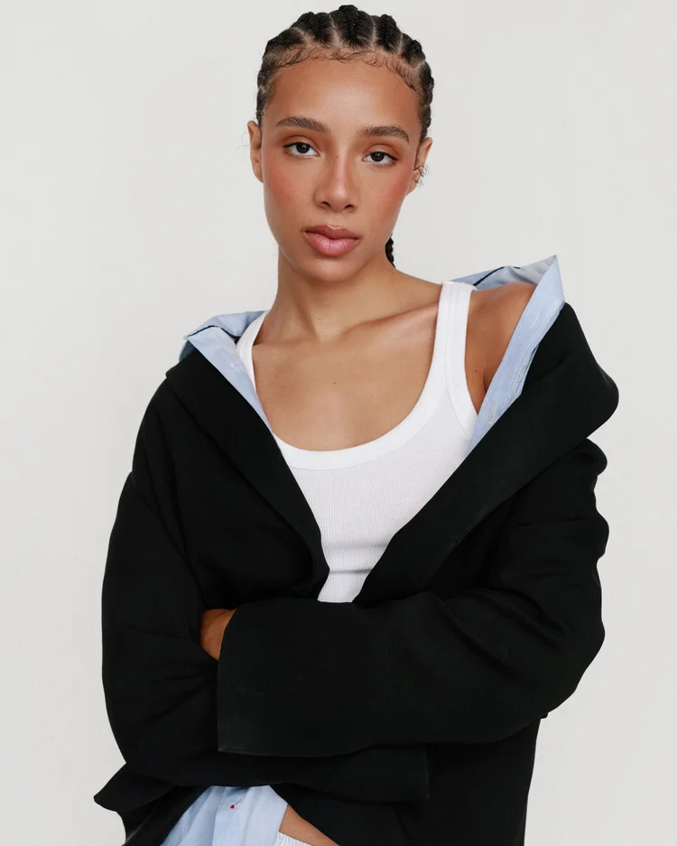 Nia — model represented by HUEMAN RESOURCES