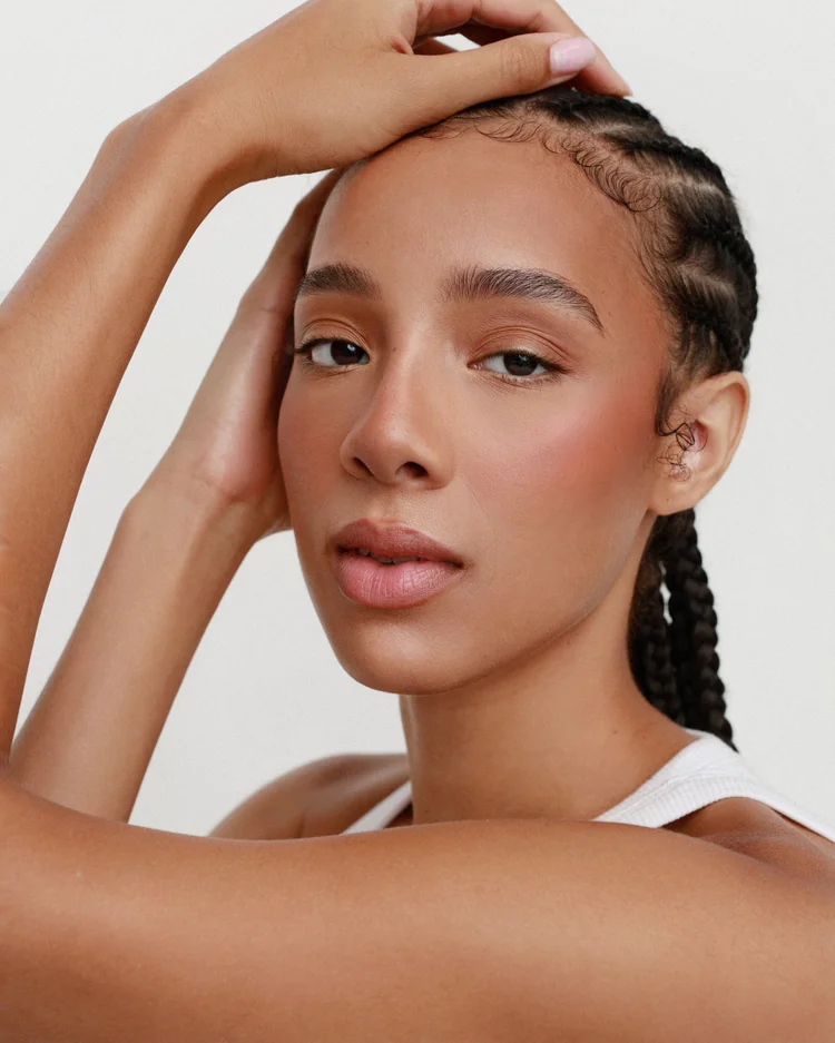 Nia — model represented by HUEMAN RESOURCES