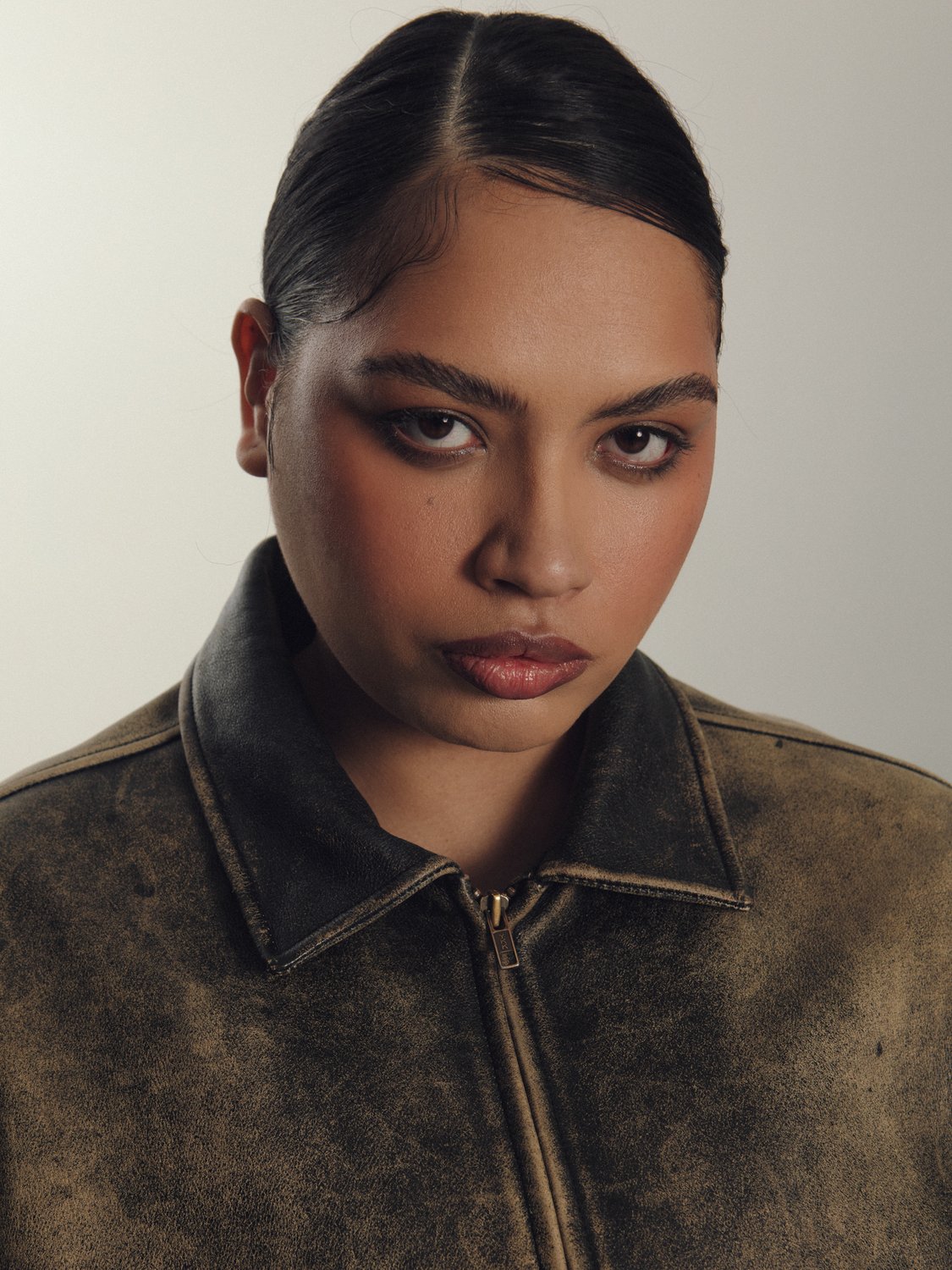 Lana, model represented by HUEMAN RESOURCES