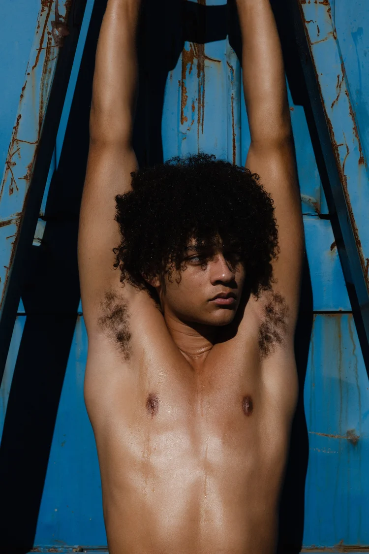 Isaac — model represented by HUEMAN RESOURCES